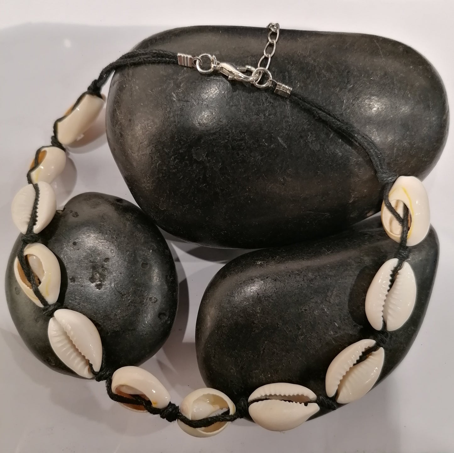 Halskette Muscheln, Choker mit Karabinerverschluß