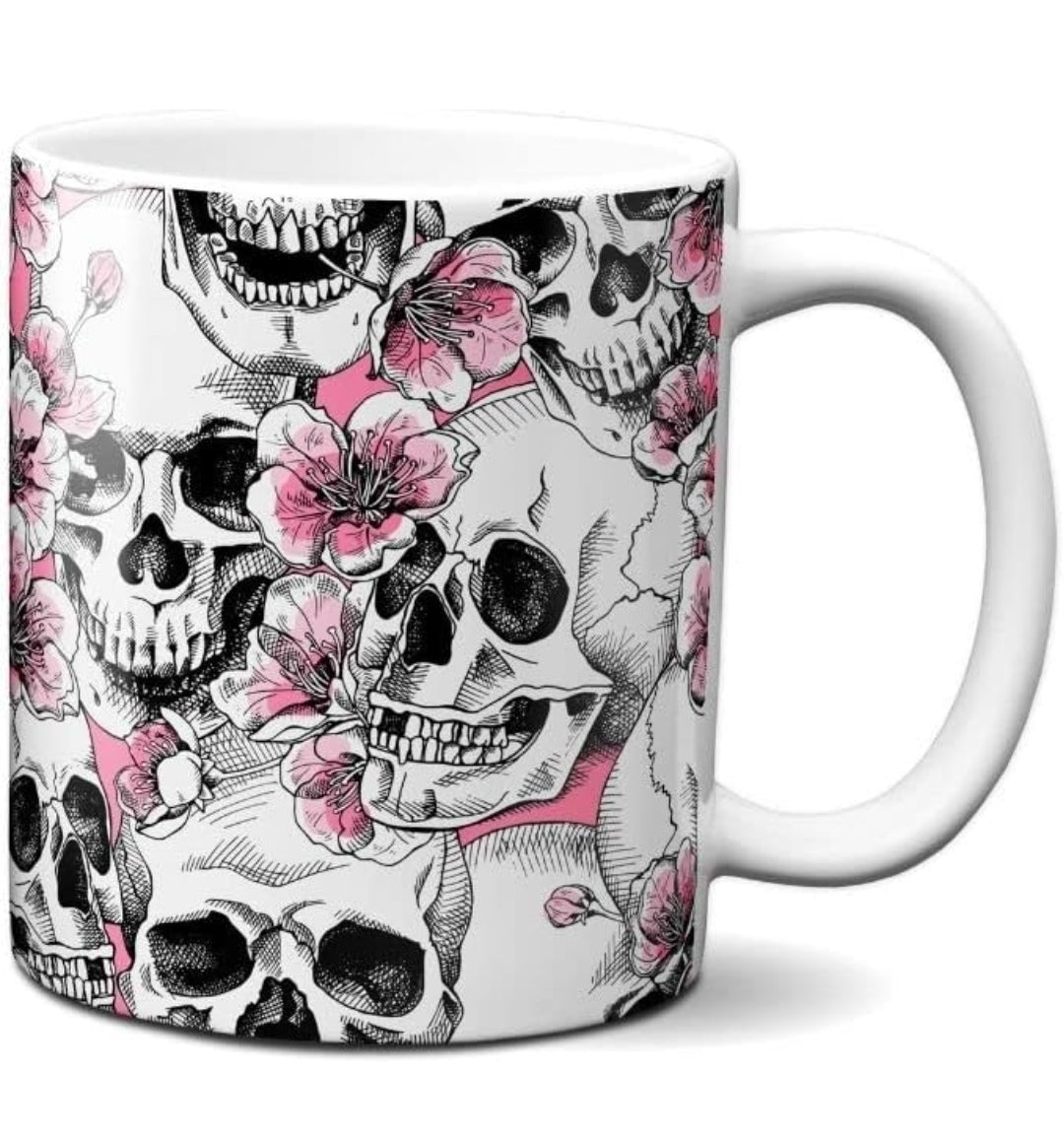 Tasse Totenköpfe