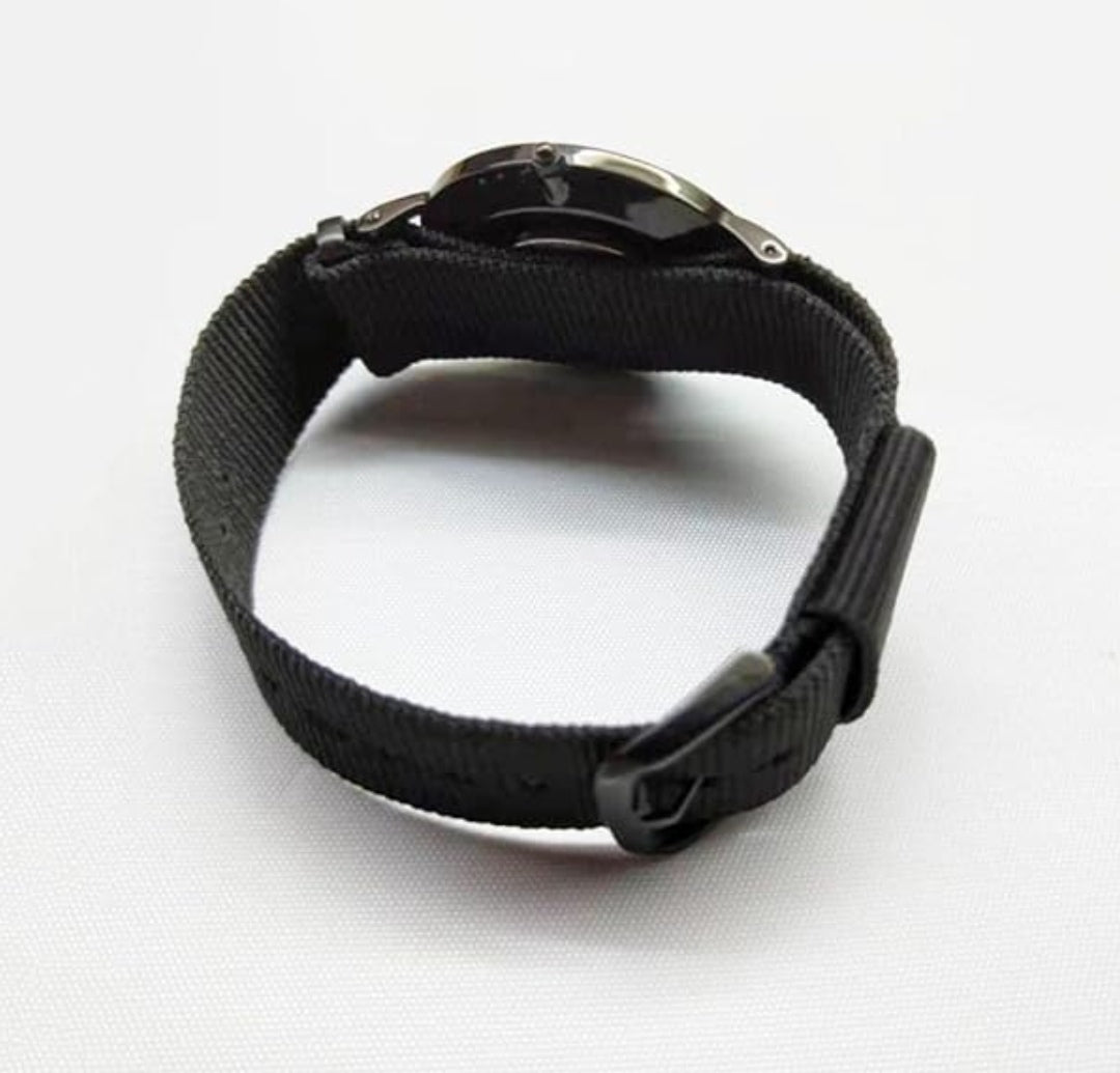 Uhr Totenkopf, Edelstahl, Nylonband, ultra dünn, wasserdicht