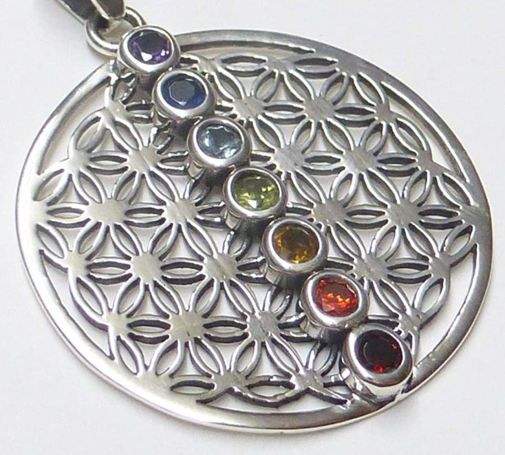 Halskette Lebensblume mit Chakra-Steinen, Echt Silber, Kette 45cm, Anhänger 3cm