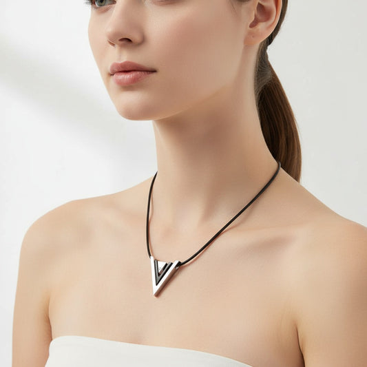 Halskette Magnet-Anhänger, Lederband