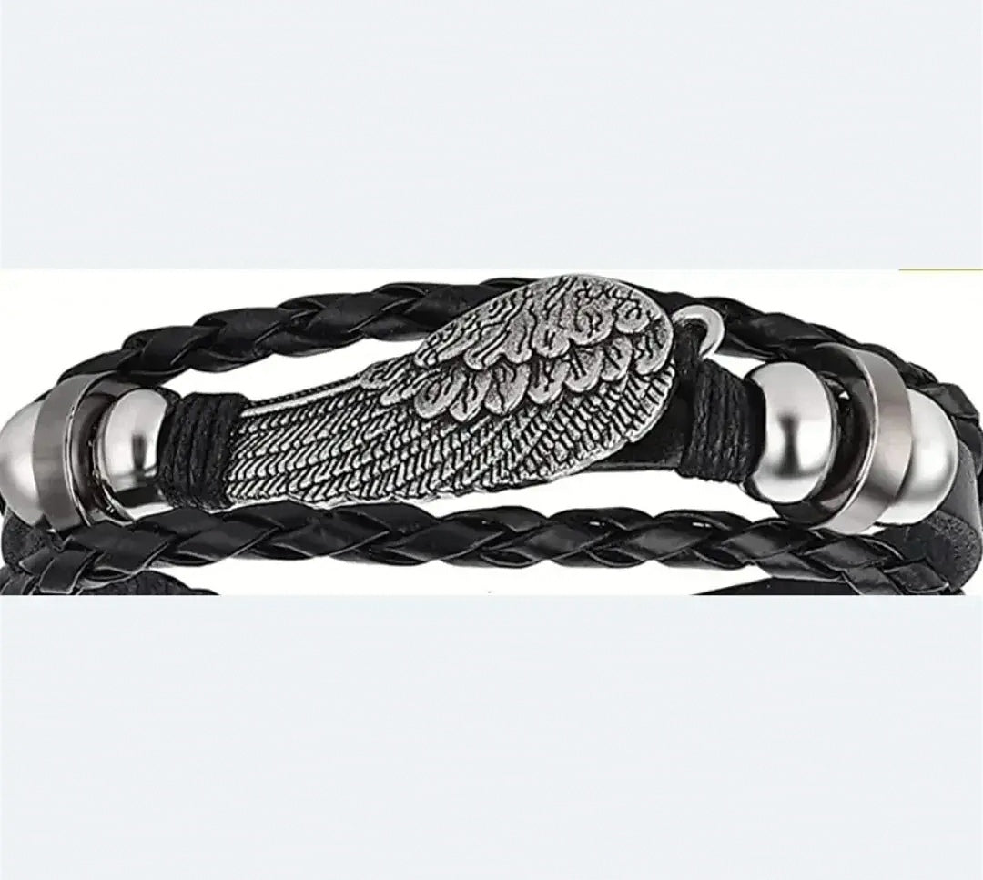 Armband Kunstleder mit Flügel und Metallperlen