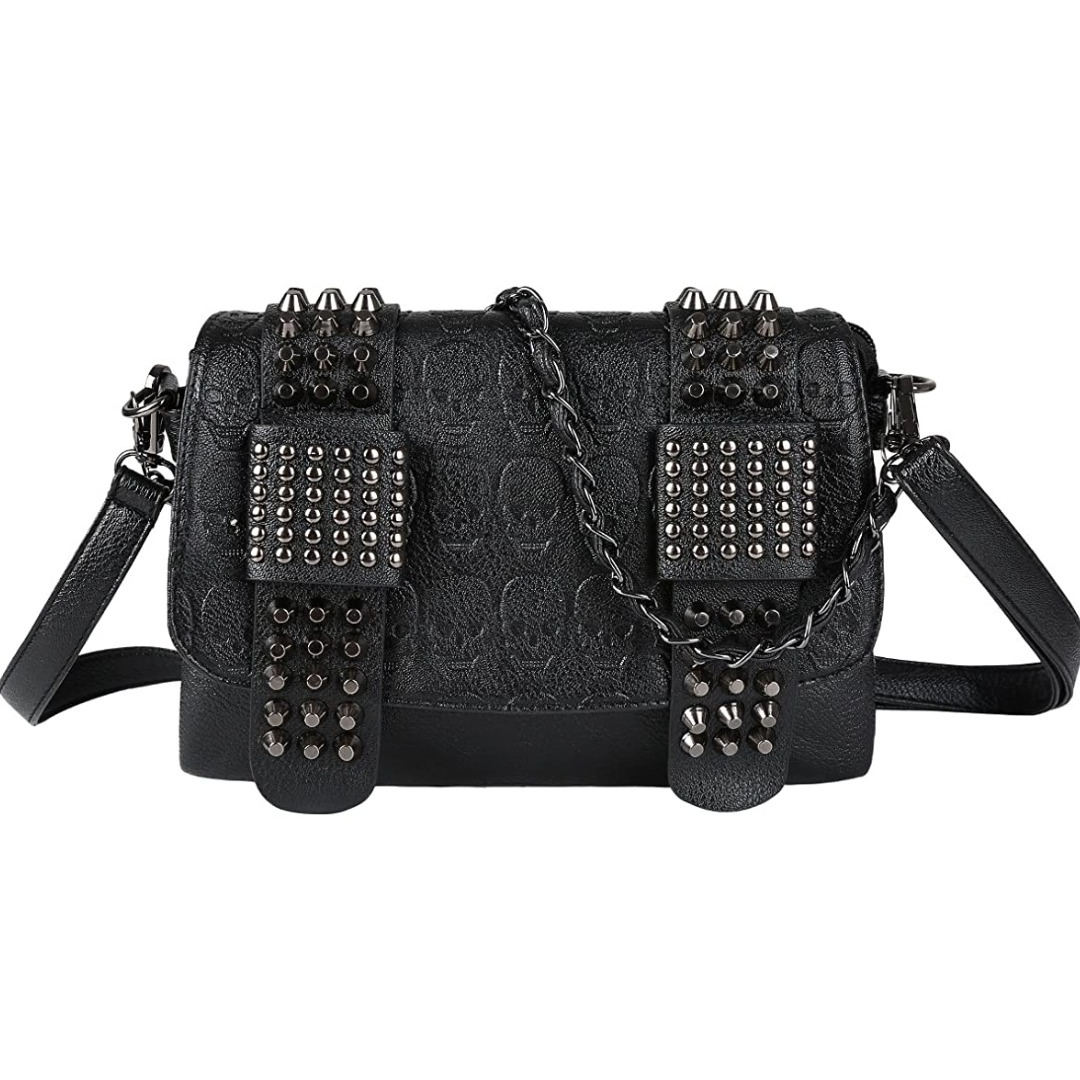 Tasche mit Nieten, schwarz