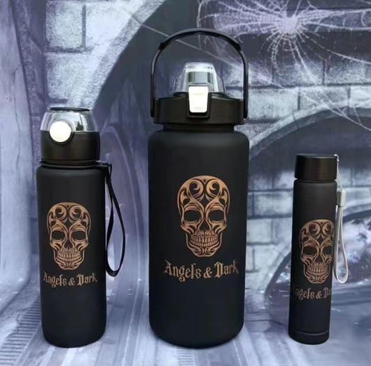 Trinkflasche Totenkopf, Kunststoff