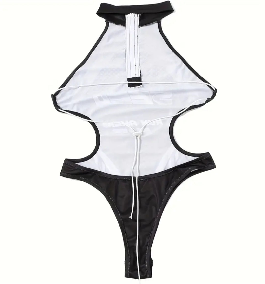 Body Streetwear mit Zipp, 95% Polyester, 5% Elasthan, Verschluss Druckknöpfe
